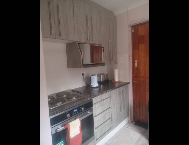 2 BEDROOM HOUSE FOR SALE IN MOTHERWELL NU 5
